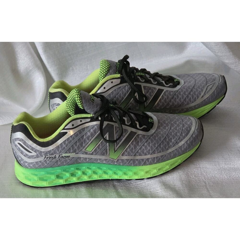 New Balance Men’s Fresh Foam 980 Running Shoes Size 13 D Gray Neon Yellow Green - Picture 4 of 9
